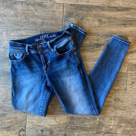 Wallflower Denim - Wallflower Womens Blue Jeans Size 5 with Double Button